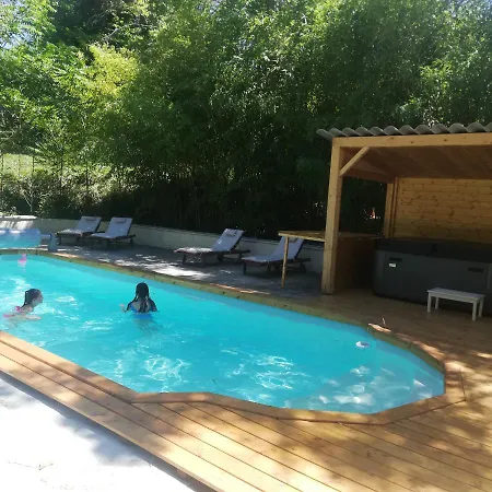 D'hotes Au Jardin Des Saveurs Nocleg ze śniadaniem 2*