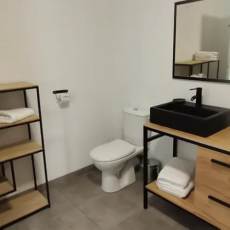 D'hotes Au Jardin Des Saveurs לינה וארוחת בוקר 4*